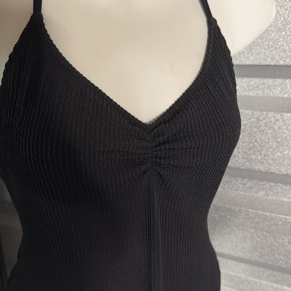 NWOT Aerie Crinkle Halter Cheekiest One Piece Swimsuit, Small - Picture 3 of 6